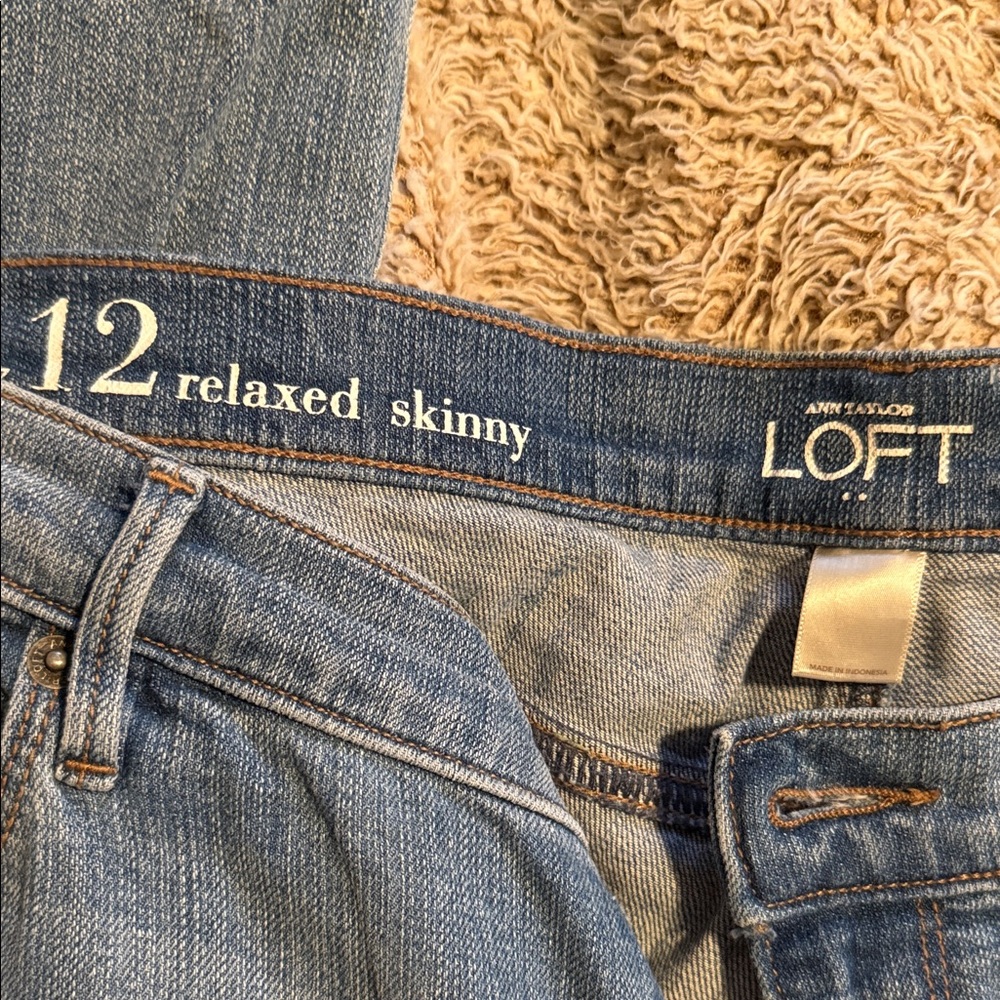 LOFT Women's Relaxed Skinny Jeans - Classic Blue
